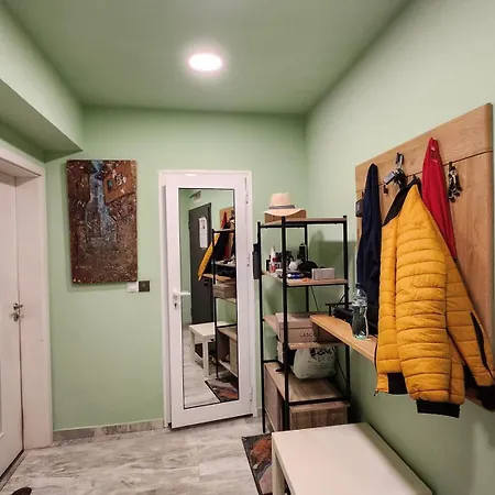 Zen Lodge, With Private Parking Next To Paradise