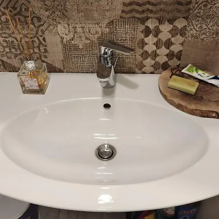 Zen Lodge, With Private Parking Апартамент *