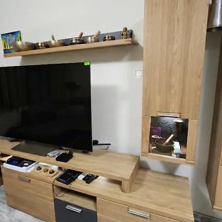 Zen Lodge, With Private Parking Next To Paradise Sofie