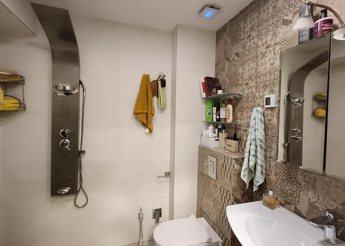 Zen Lodge, With Private Parking Next To Paradise Lejlighed